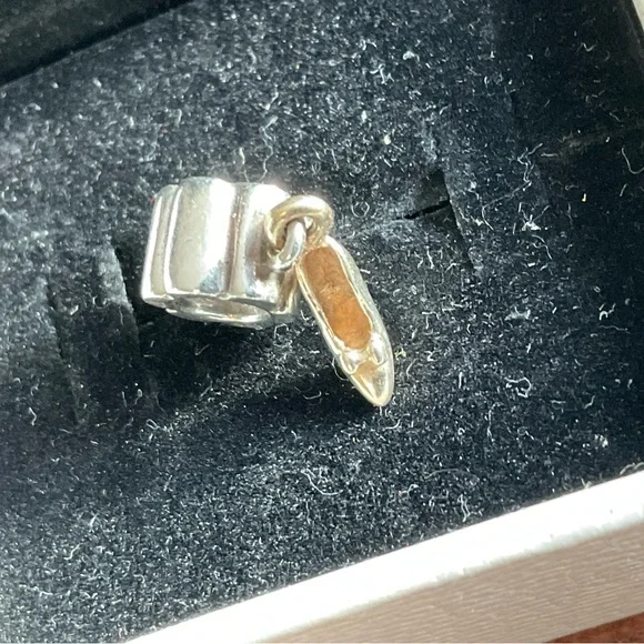 Pandora two tone dangling shoe charm - Picture 2 of 7